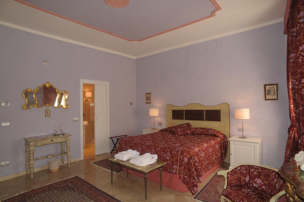 Relais Al Bel San Domenico Bed & Breakfast Alba  Ruang foto