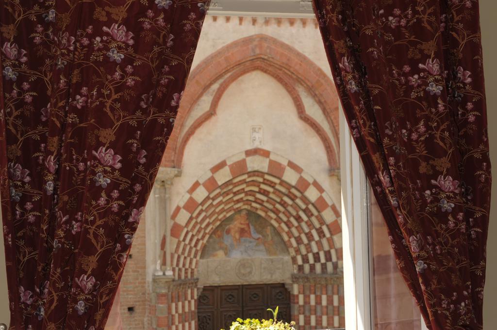 Relais Al Bel San Domenico Bed & Breakfast Alba  Ruang foto